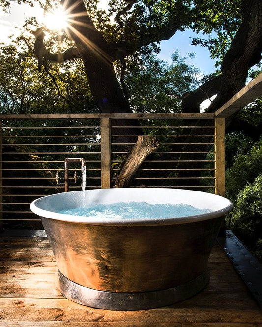 outdoor copper bathtub