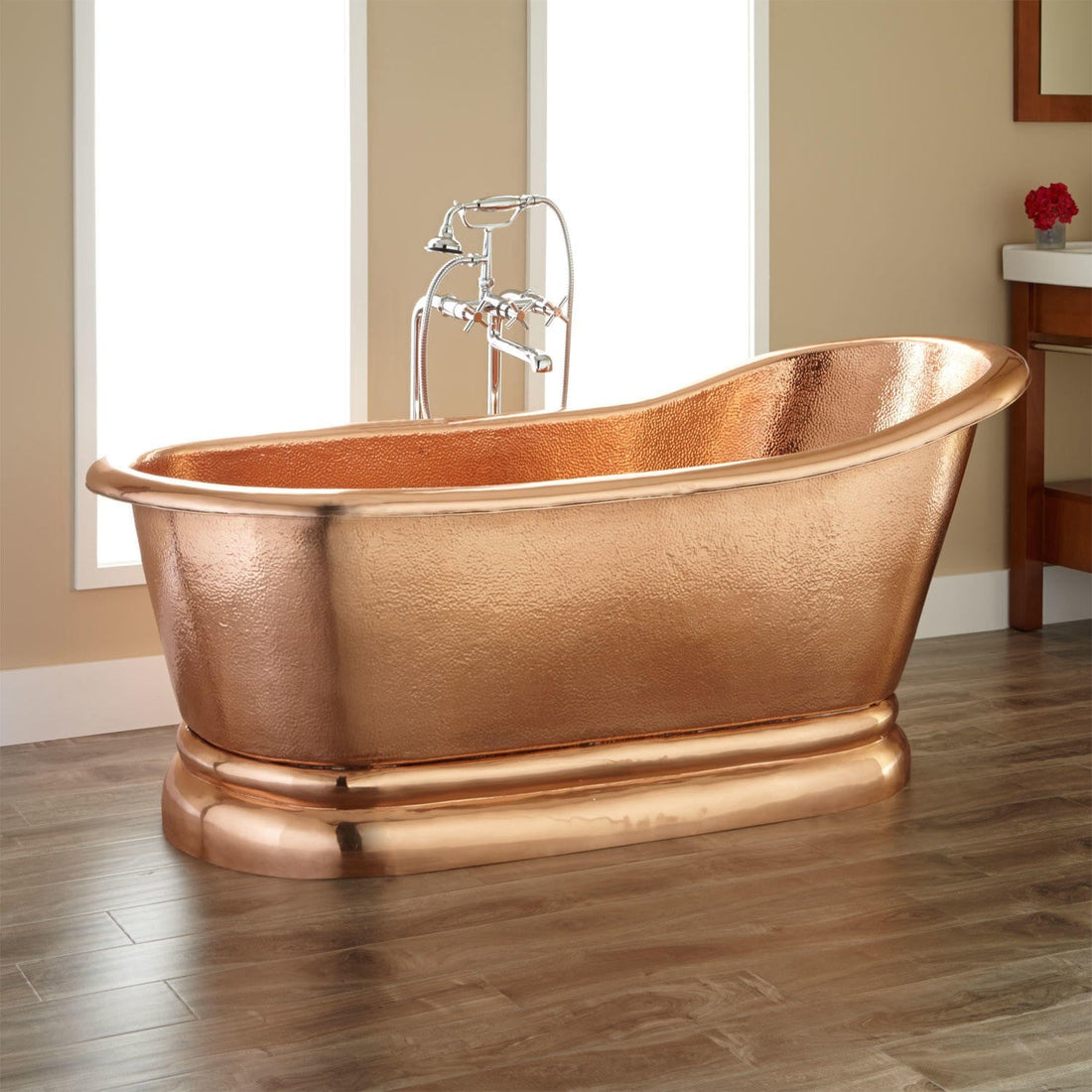 Copper Bathtubs vs Acrylic Tubs: Why Material Changes the Whole Bathroom